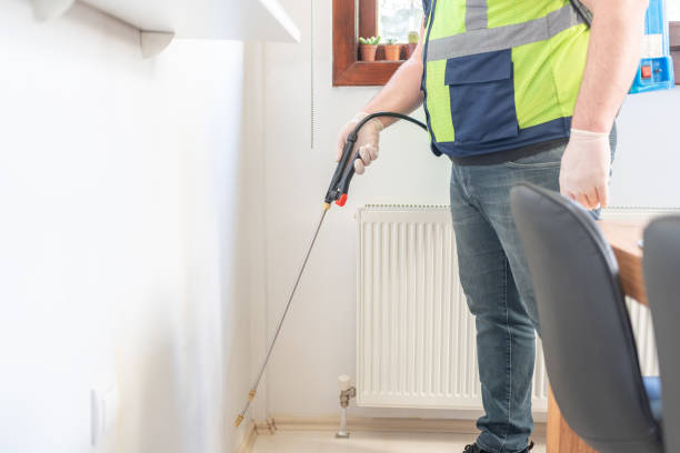 Best Pest Removal Services  in Belleville, MI